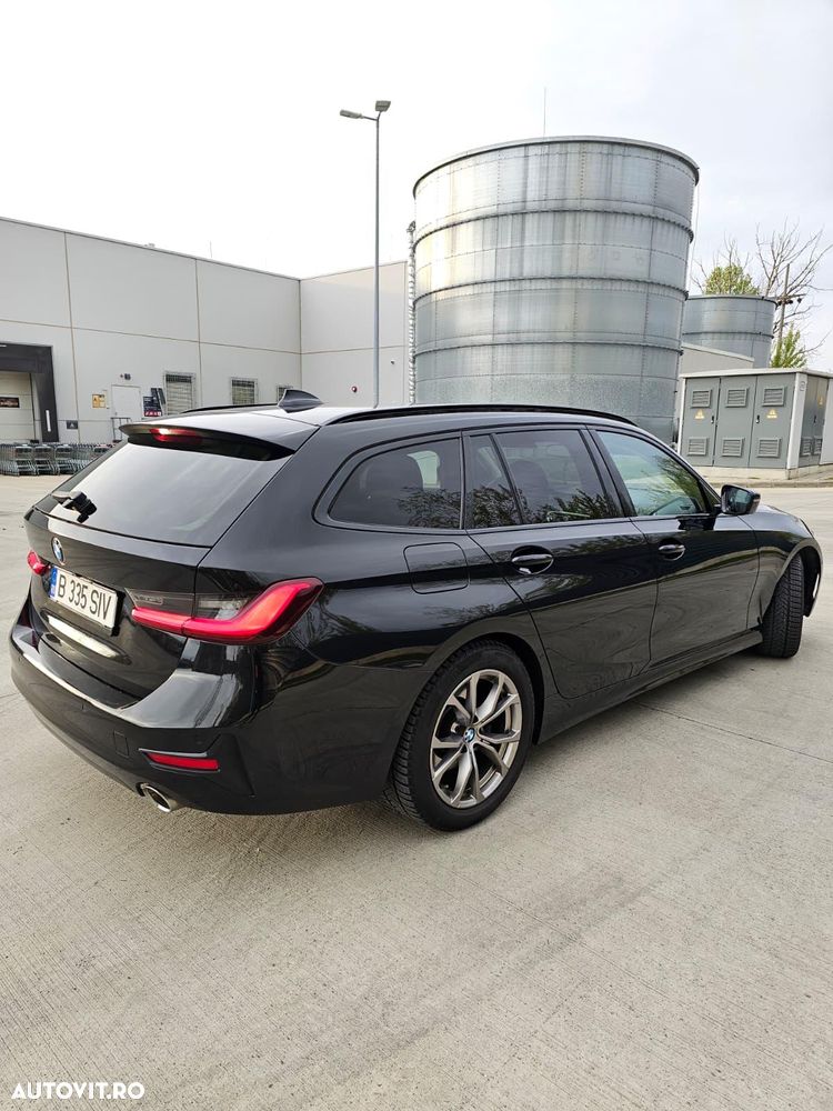 BMW Seria 3 320d Touring Aut. Edition Luxury Line Purity - 13