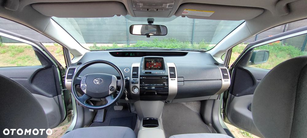 Toyota Prius - 6