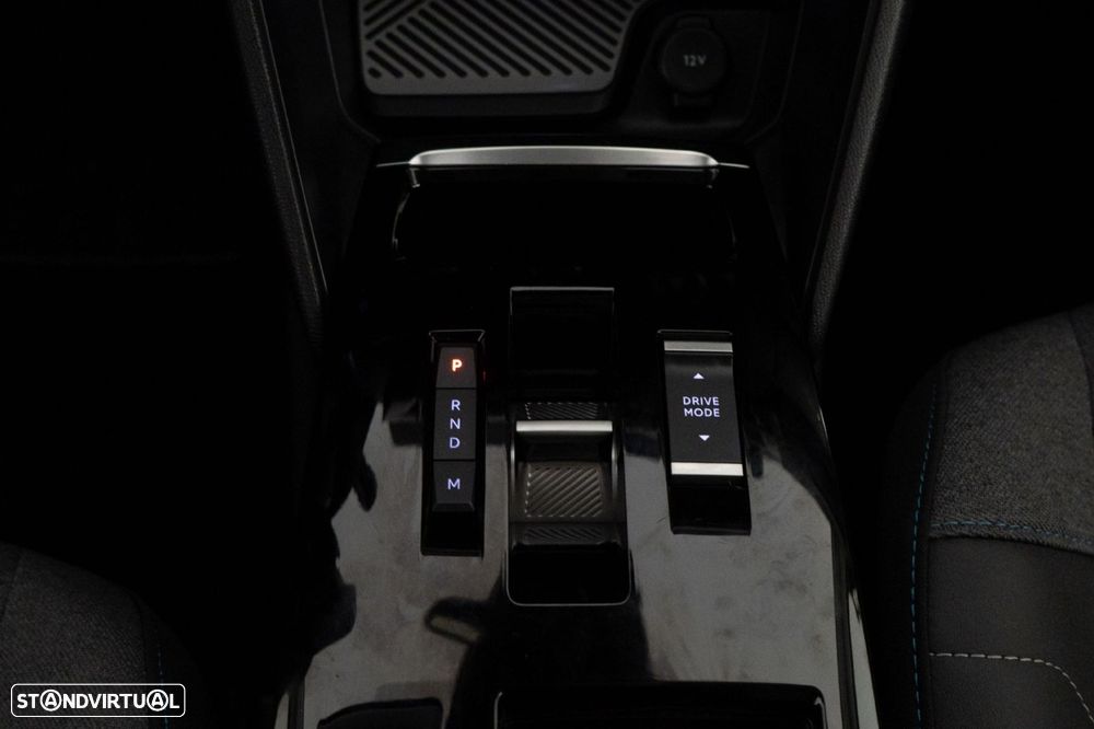 Citroën C4 1.2 PureTech Shine EAT8 - 28