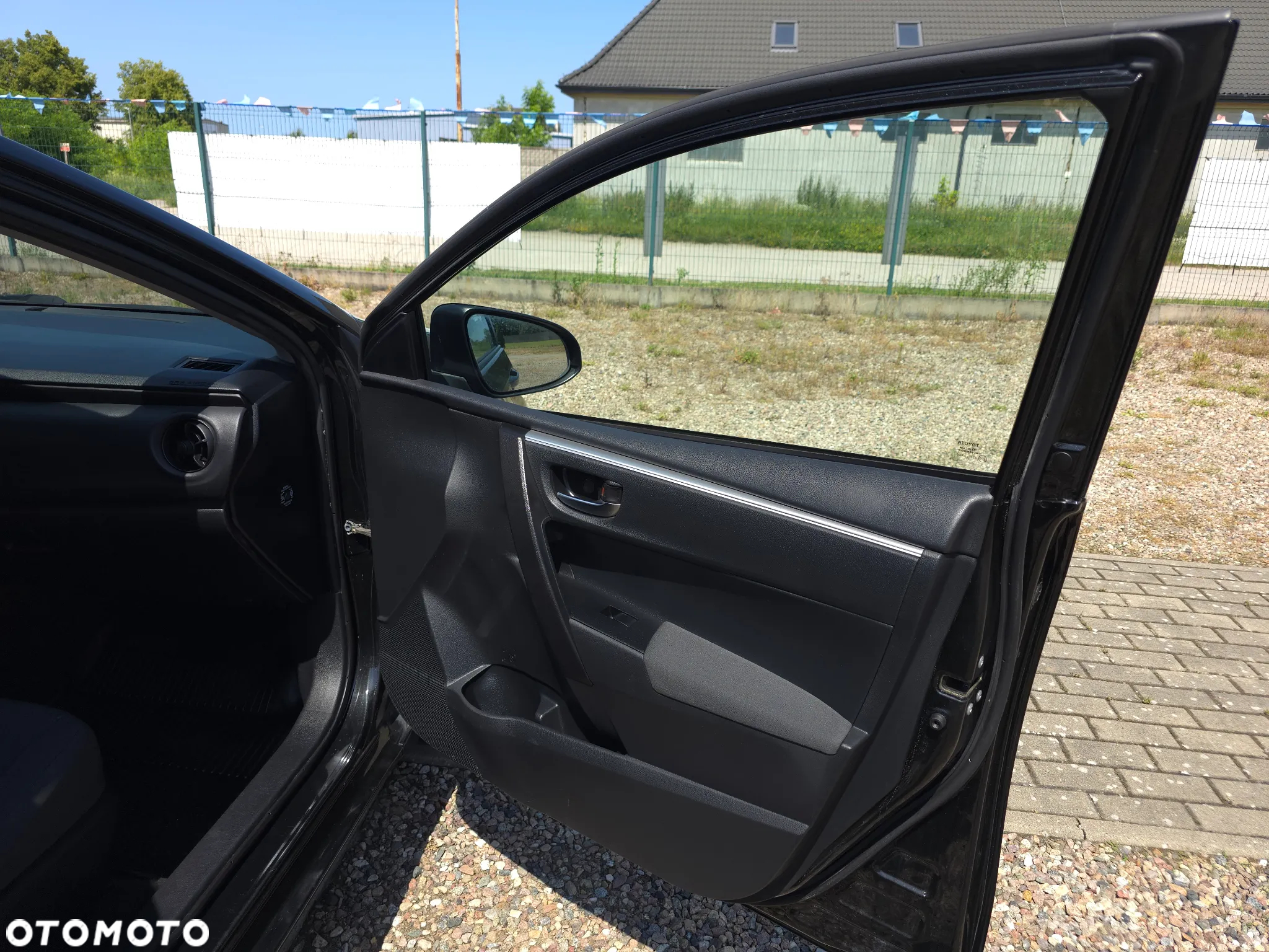Toyota Corolla 1.6 Active EU6 - 13