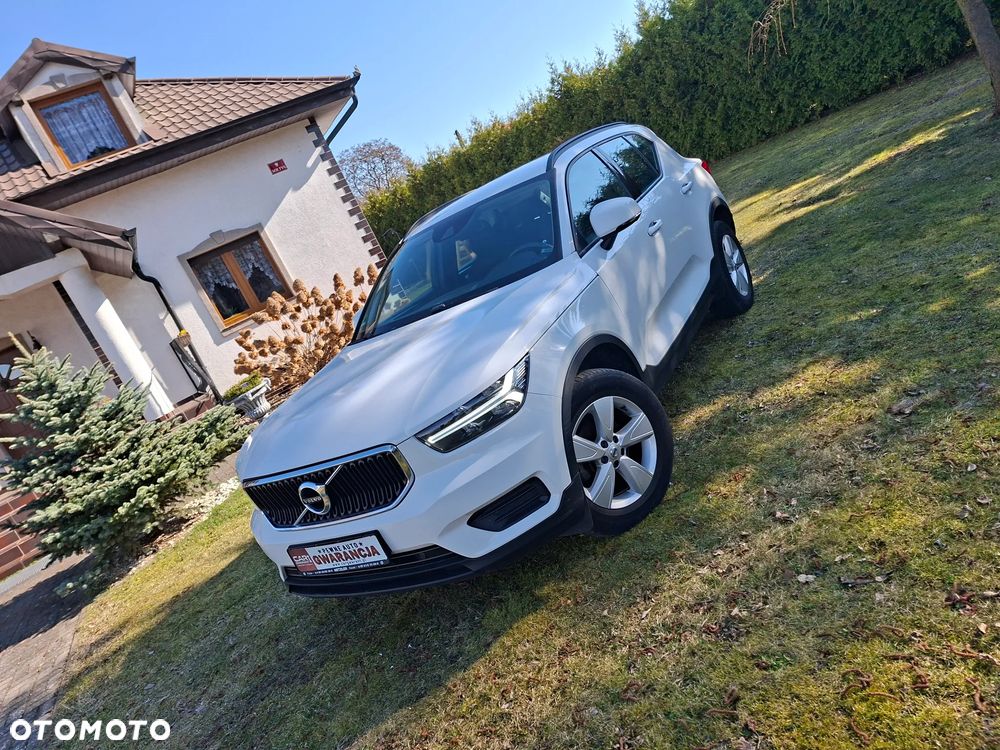 Volvo XC 40 D3 AWD Momentum - 32