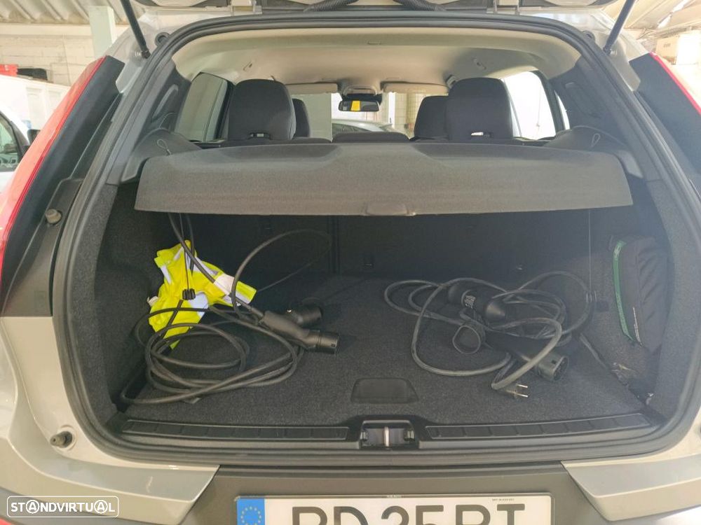 Volvo XC 40 1.5 T4 PHEV Essential - 11