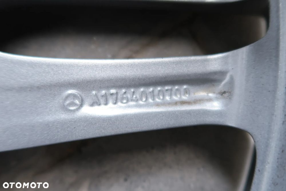 C505A Felga Mercedes A1764010700 7,5x18et52 - 6