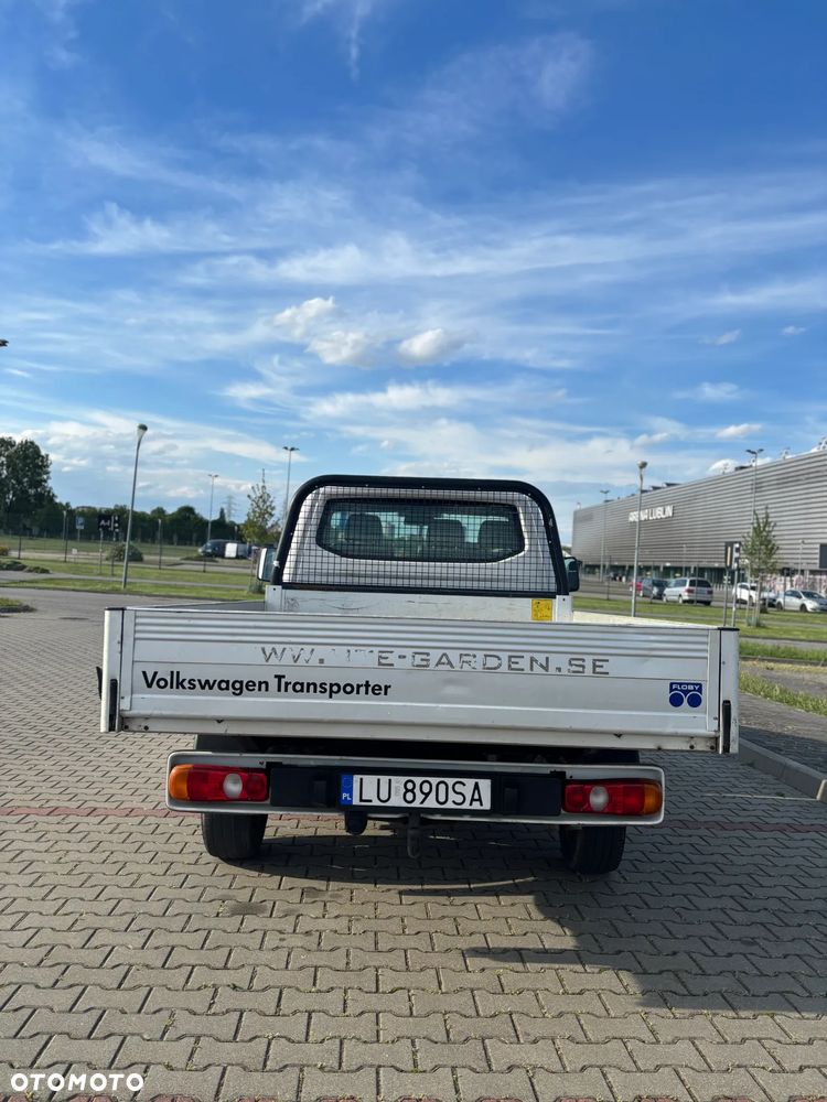 Volkswagen Transporter - 5