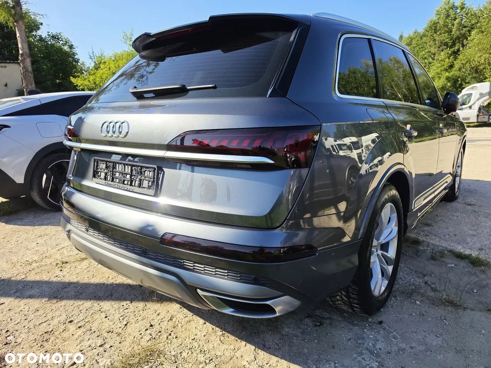 Audi Q7 - 2