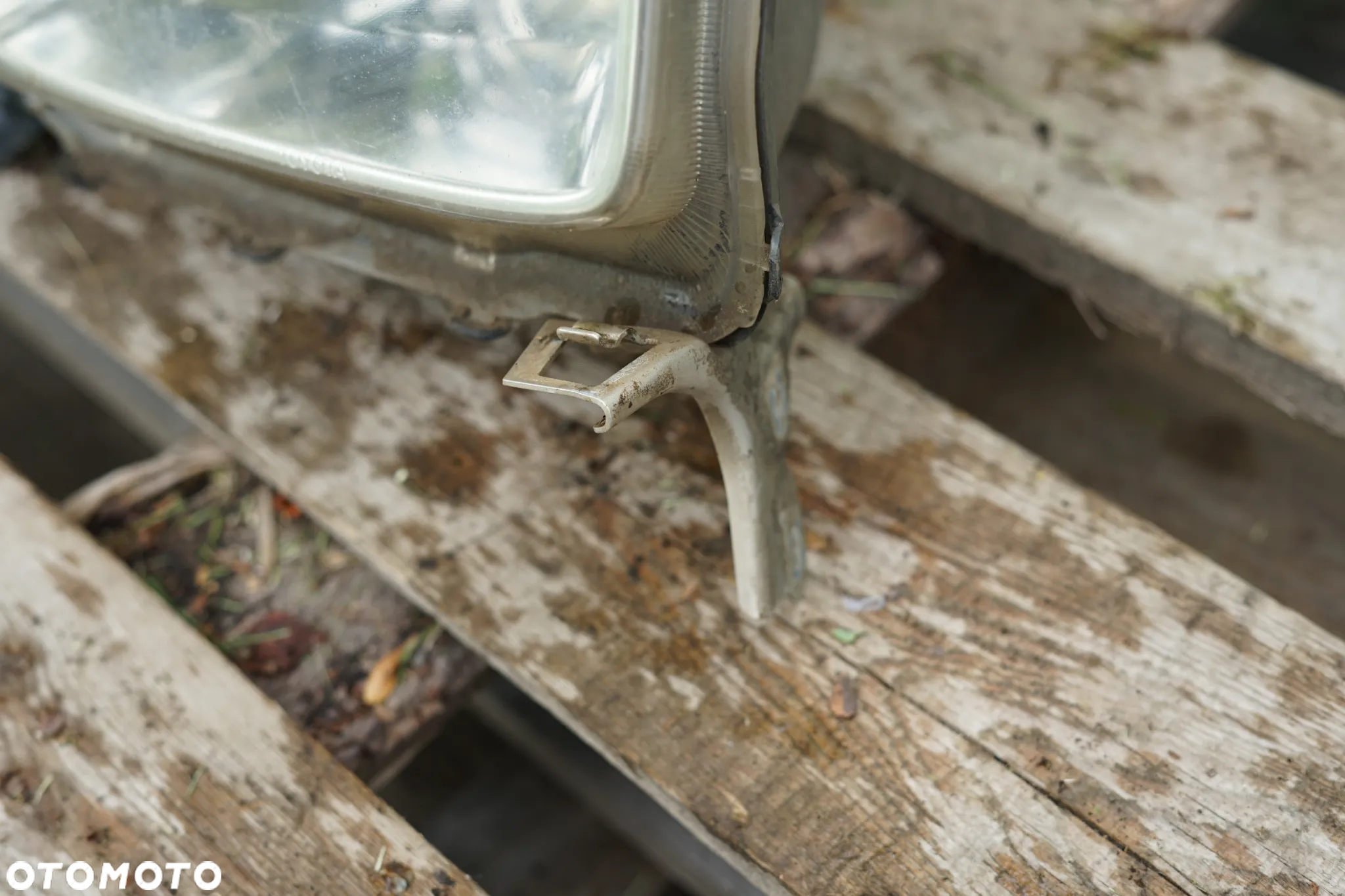 Lampa przód przednia prawa Toyota RAV4 II Lift Anglik - 2