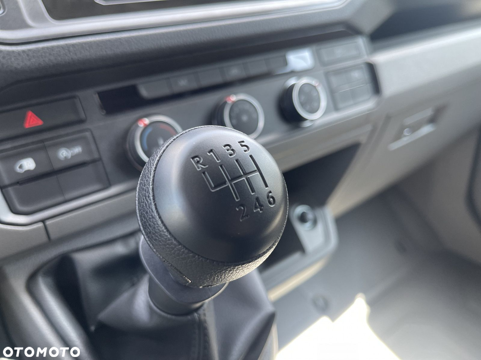 Volkswagen Crafter 2.0 TDI Manual ZABUDOWA - 15