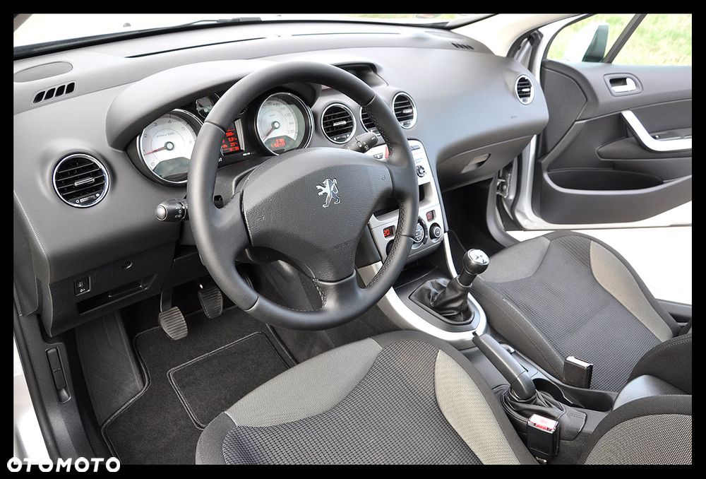 Peugeot 308 120 VTi Premium - 21