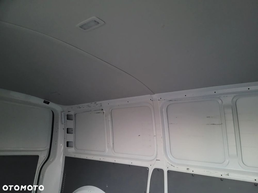 Volkswagen Transporter T6.1 - 27