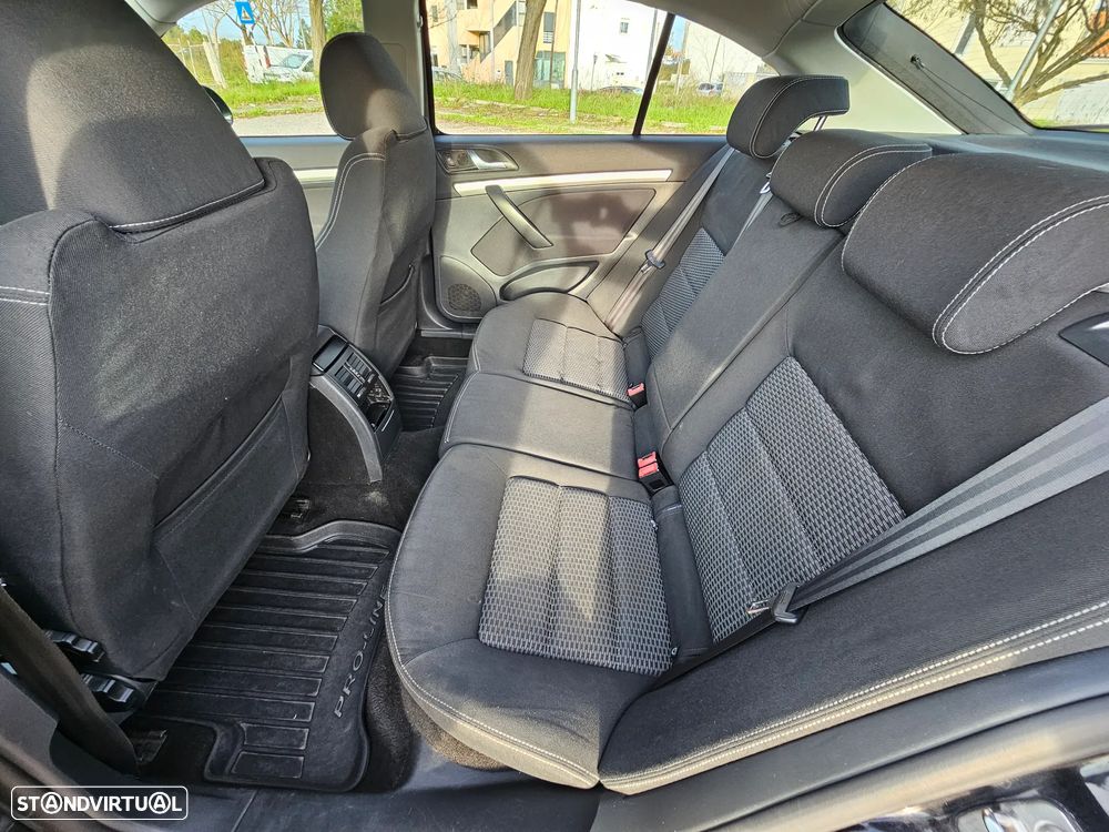 Skoda Octavia 1.6 TDI Ambiente - 9