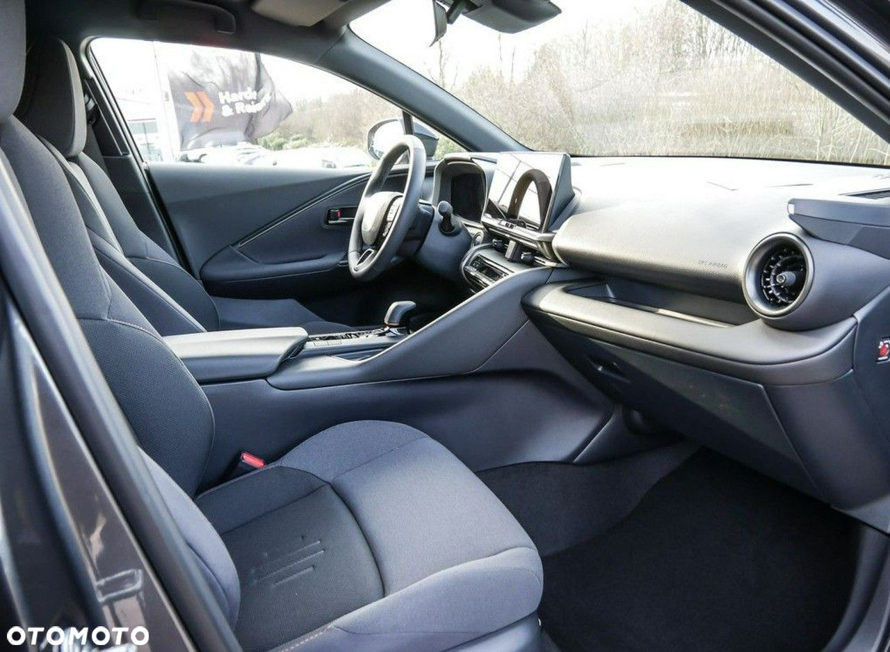 Toyota C-HR - 4
