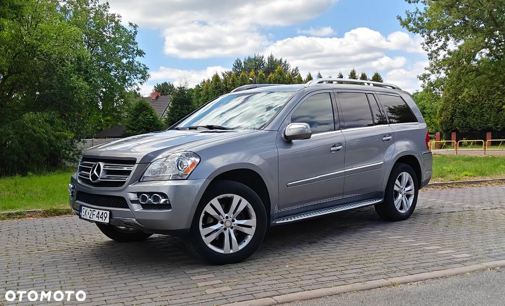 Mercedes-Benz GL 450 - 1