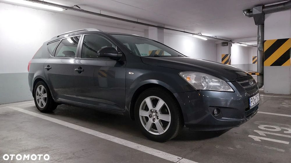 Kia Ceed 1.6 Crdi Optimum + - 2