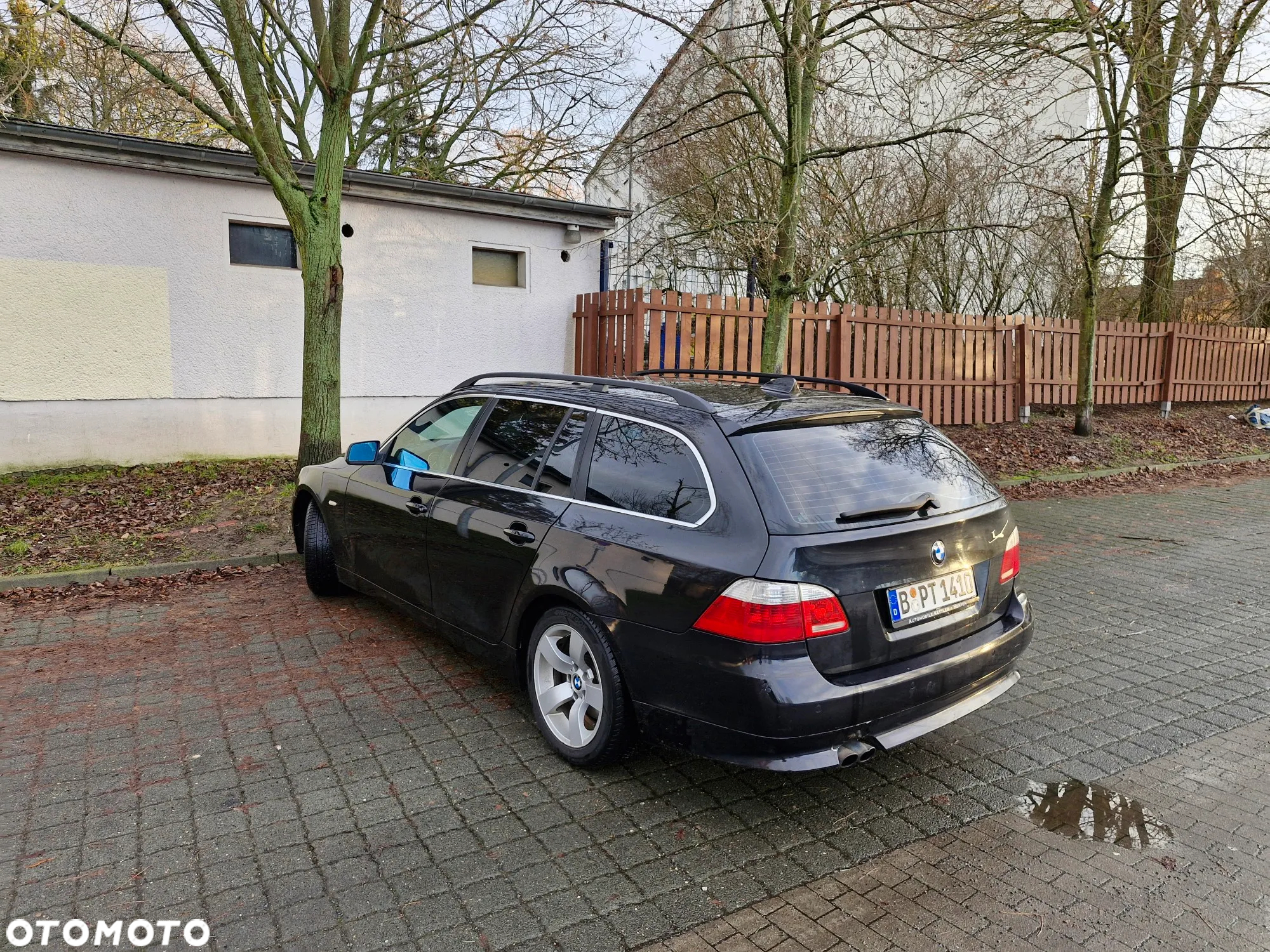 BMW Seria 5 525i Touring - 14