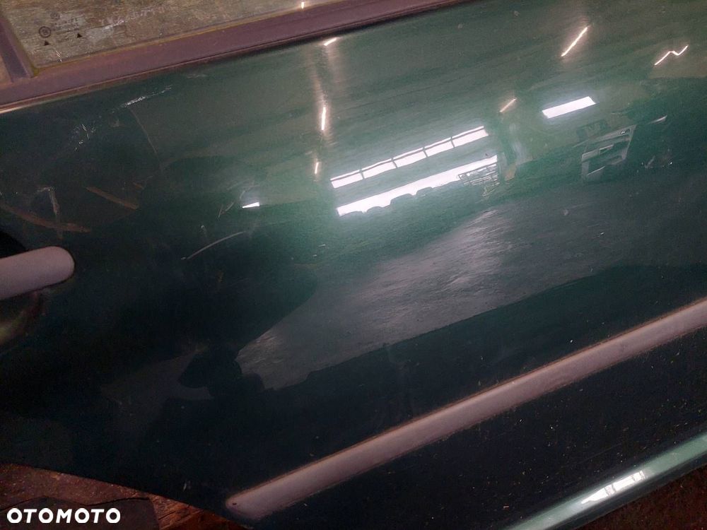 DRZWI KOMPLETNE PRAWY TYŁ VOLKSWAGEN BORA I LC6M SEDAN - 3