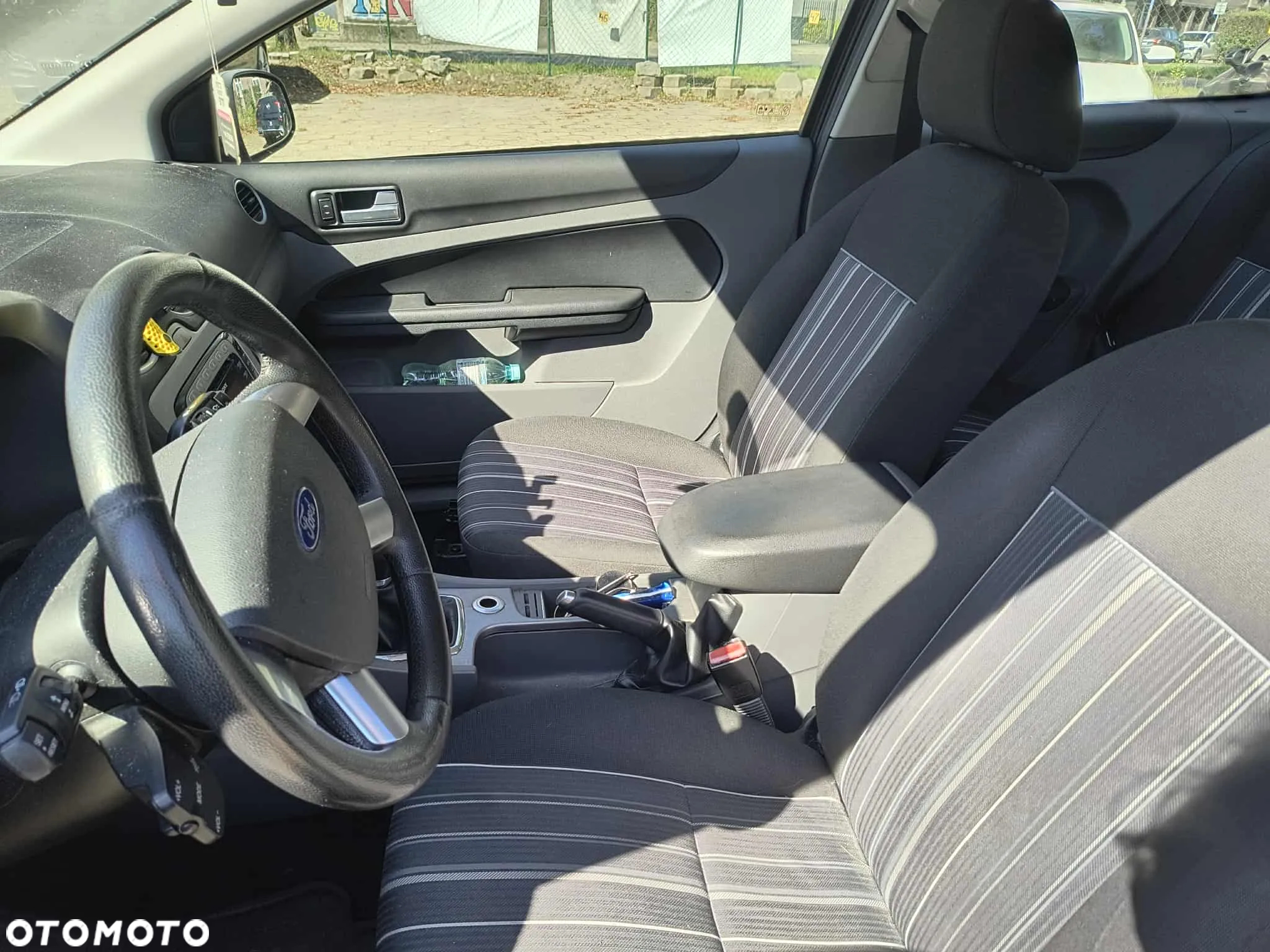 Ford Focus - 8