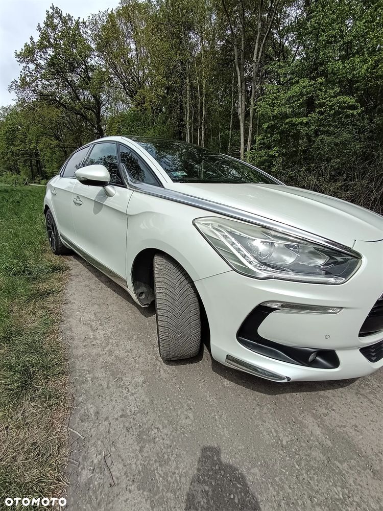 Citroën DS5 HDi 165 SportChic - 8