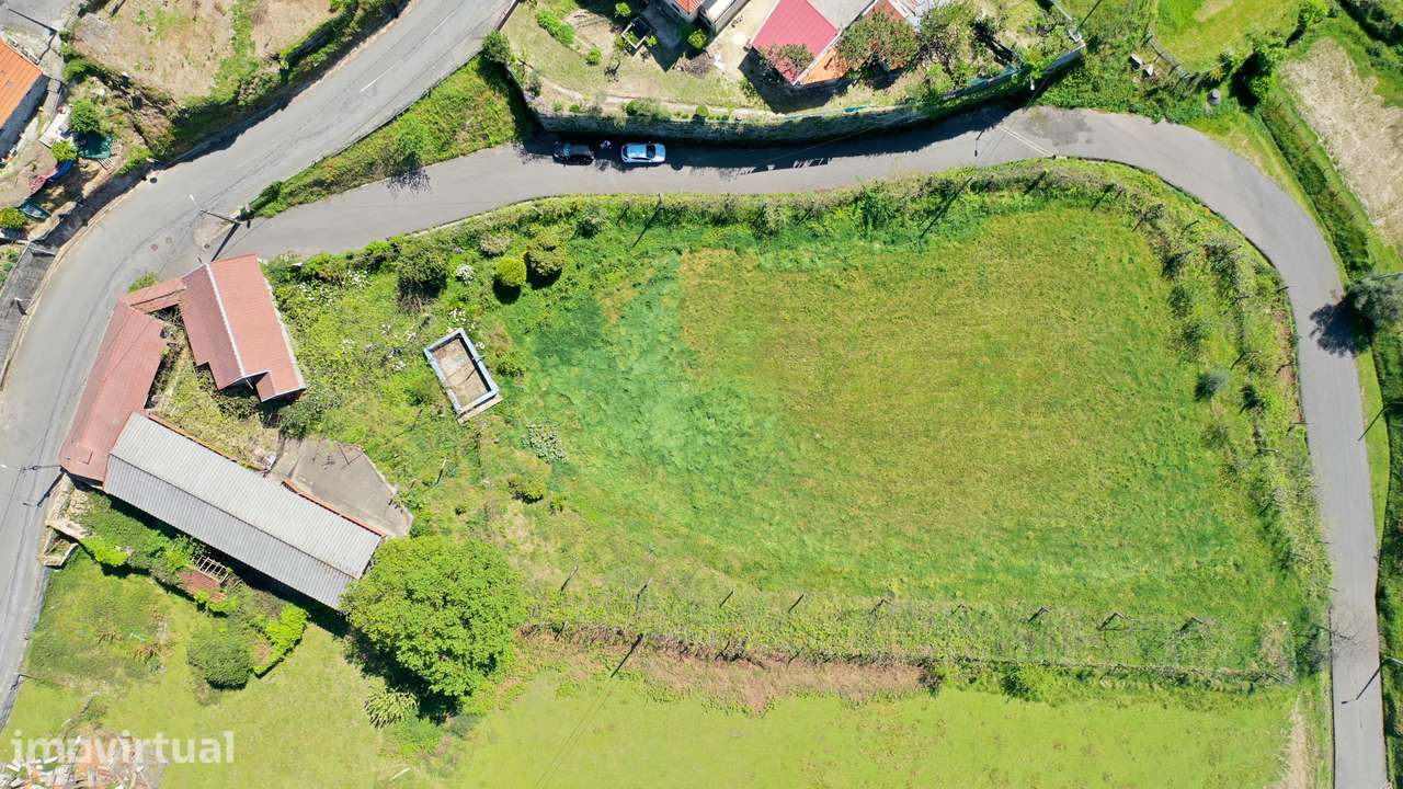 Quinta com 2 moradias em pedra e Terreno com 4.000m2 em Ardegão, Fafe - Grande imagem: 3/32