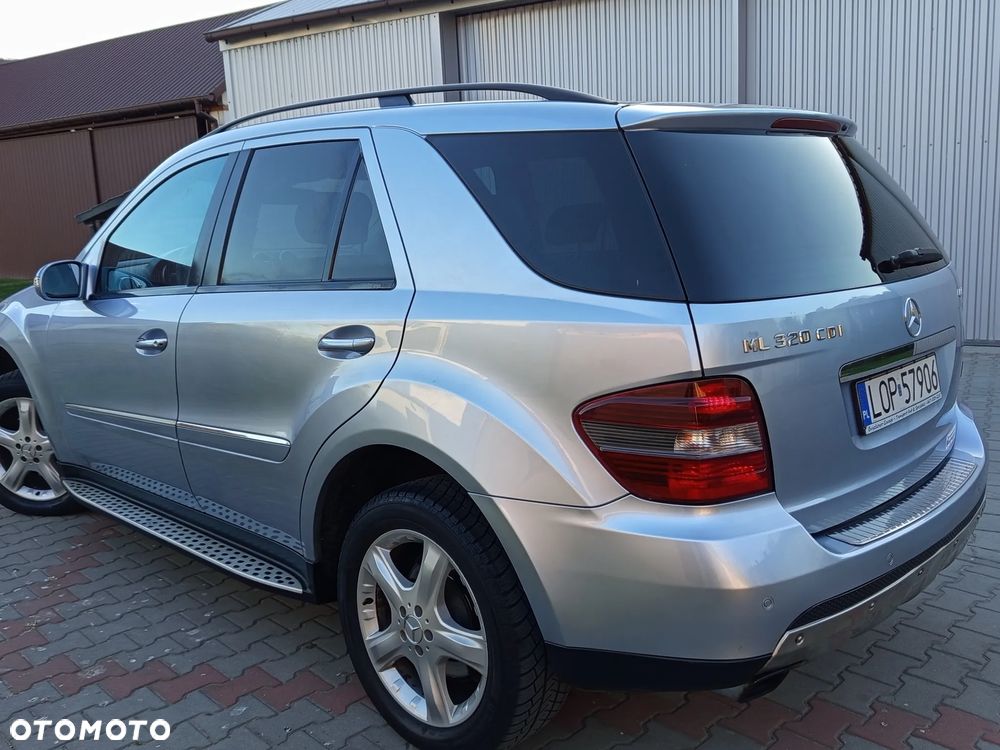 Mercedes-Benz ML - 9