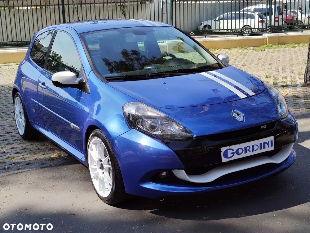 Renault Clio - 18