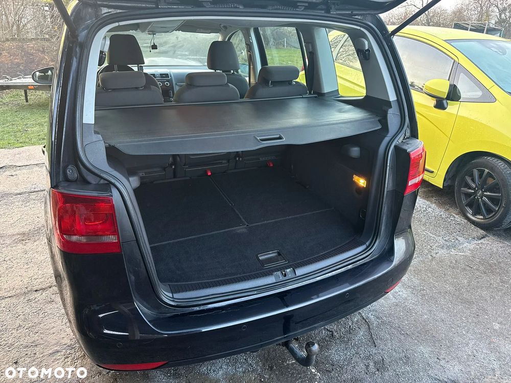 Volkswagen Touran 1.6 TDI DPF BlueMotion Technology Life - 21