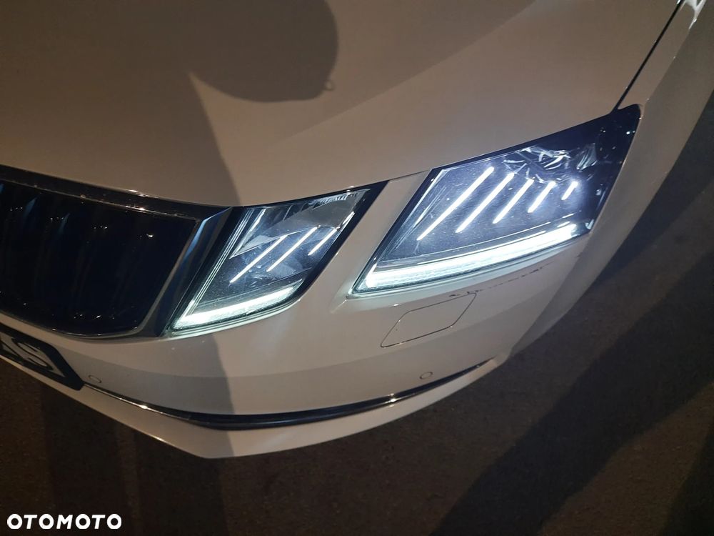 Skoda Octavia 2.0 TDI 4x4 Sportline DSG - 7