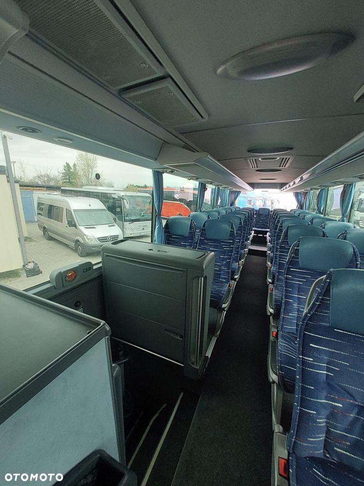 Mercedes-Benz Tourismo RHD 17 - 11