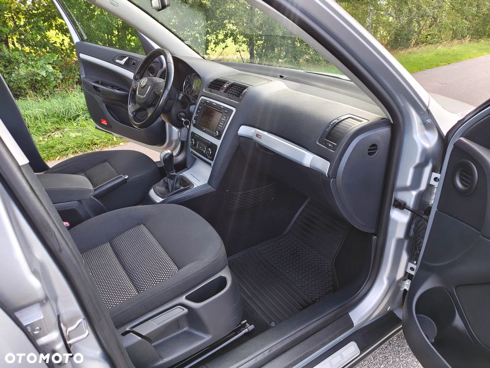 Skoda Octavia - 22