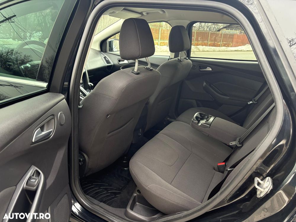 Ford Focus ver-1-6-tdci-dpf-start--stopp--system-titanium - 17