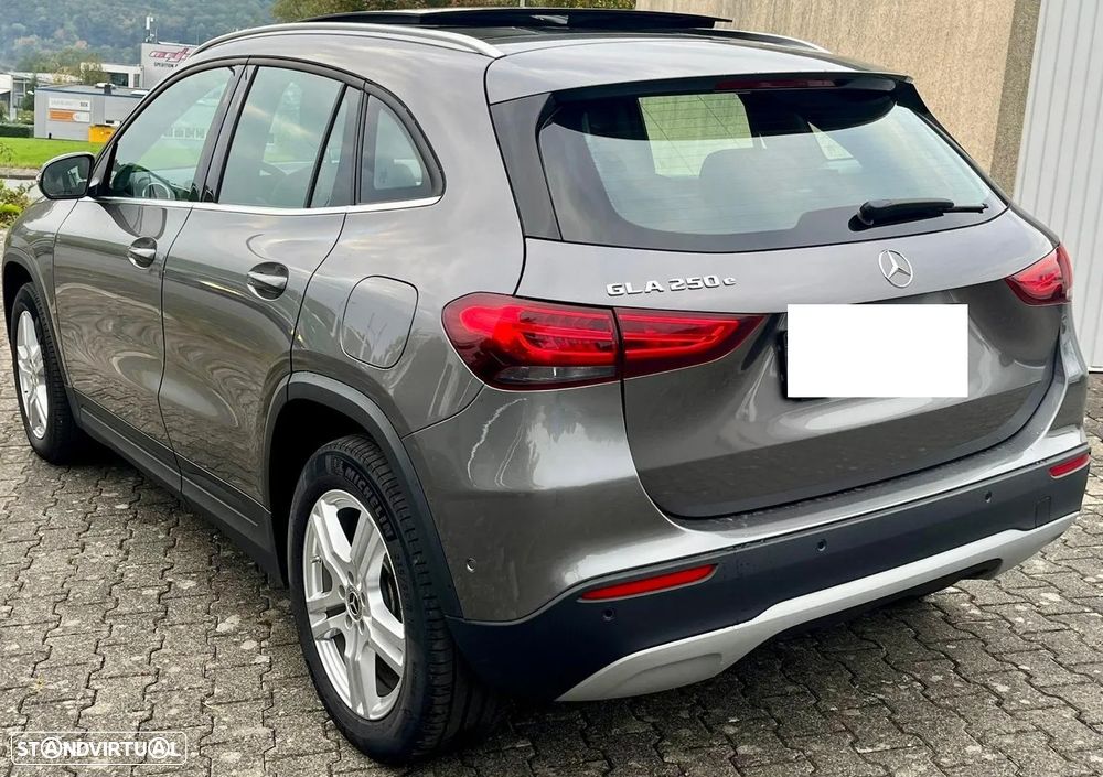 Mercedes-Benz GLA 250 e 8G-DCT Edition Progressive Line - 4