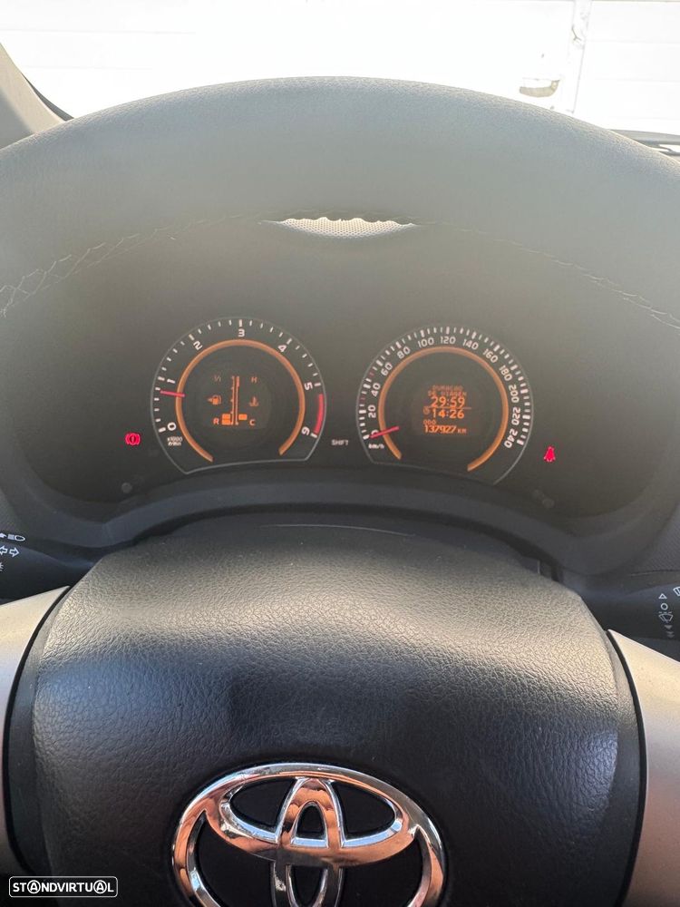 Toyota Auris 1.4 D-4D AC - 12