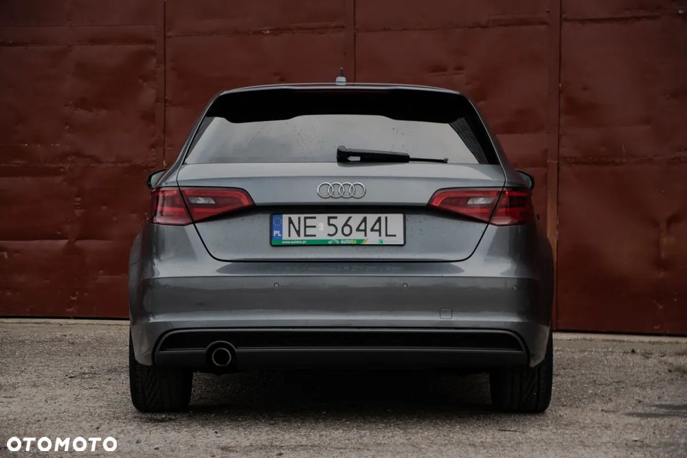 Audi A3 Sportback 1.6 TDI (clean diesel) S tronic S line Sportpaket - 5