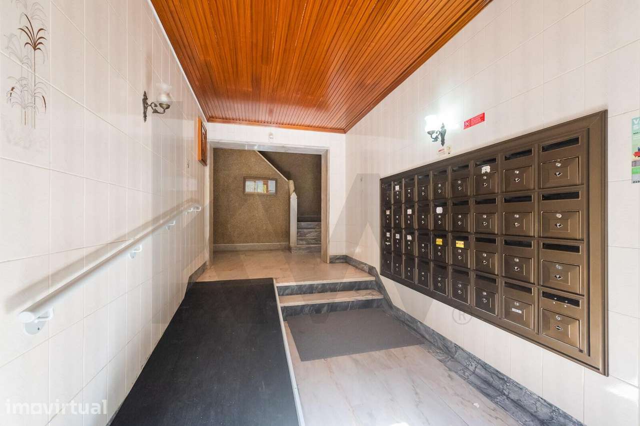 Agualva - Apartamento T3 de 160m2 com Amplo Terraço Único. - Grande imagem: 2/46