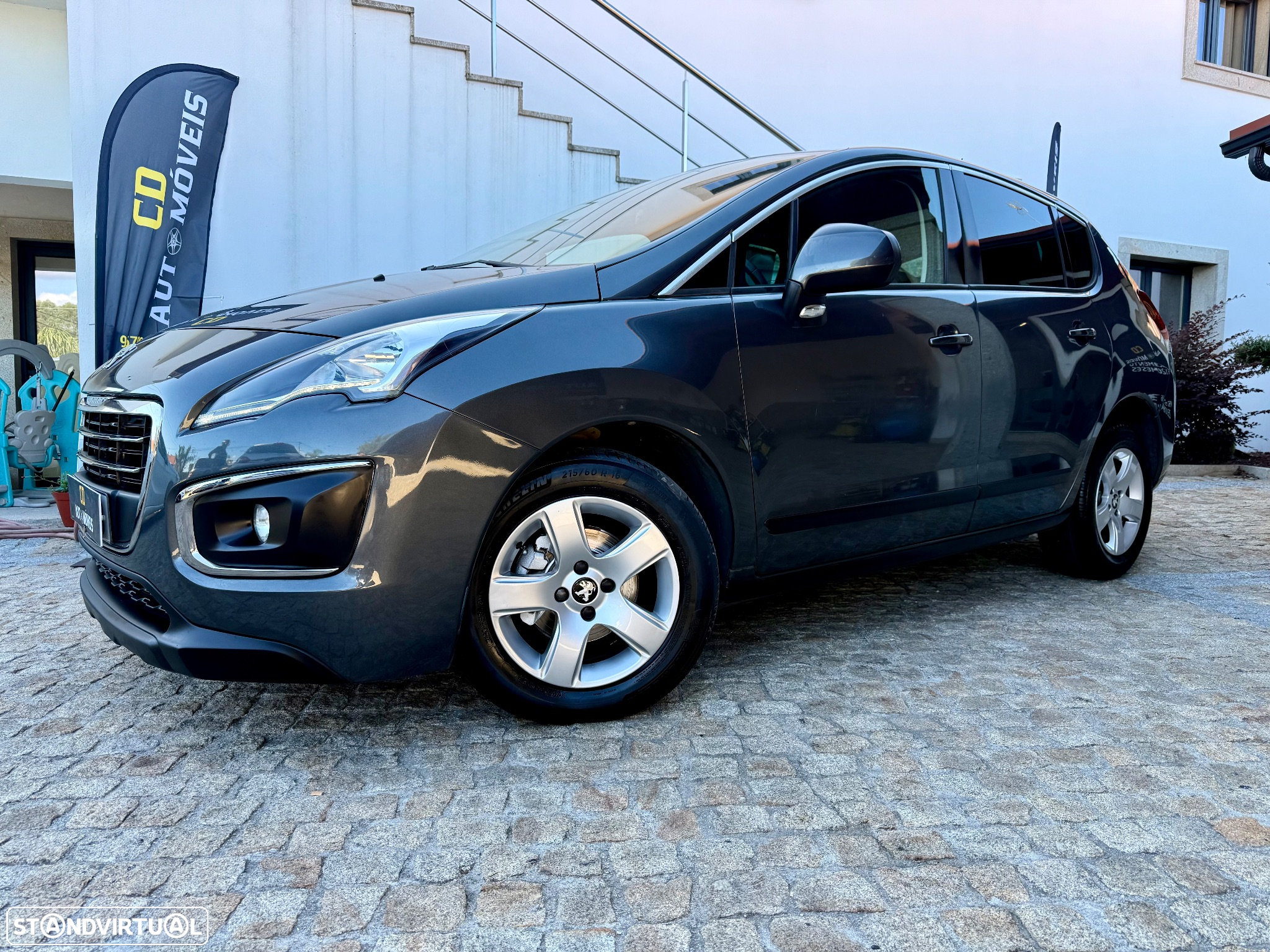 Peugeot 3008 1.6 e-HDi Business Line 2-Tronic - 9