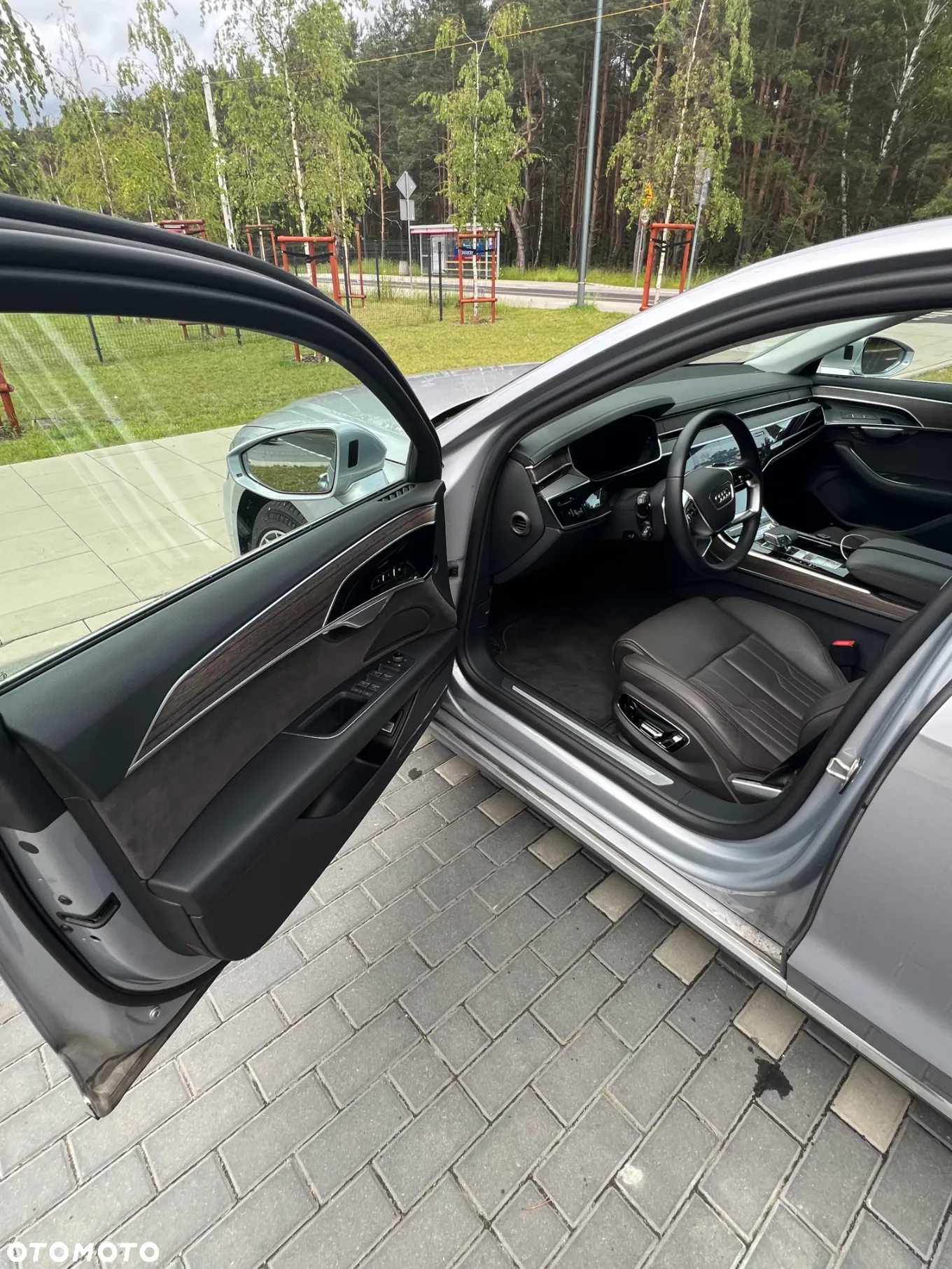 Audi A8 - 11