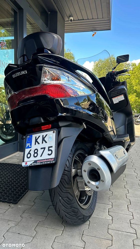 Suzuki Burgman - 5