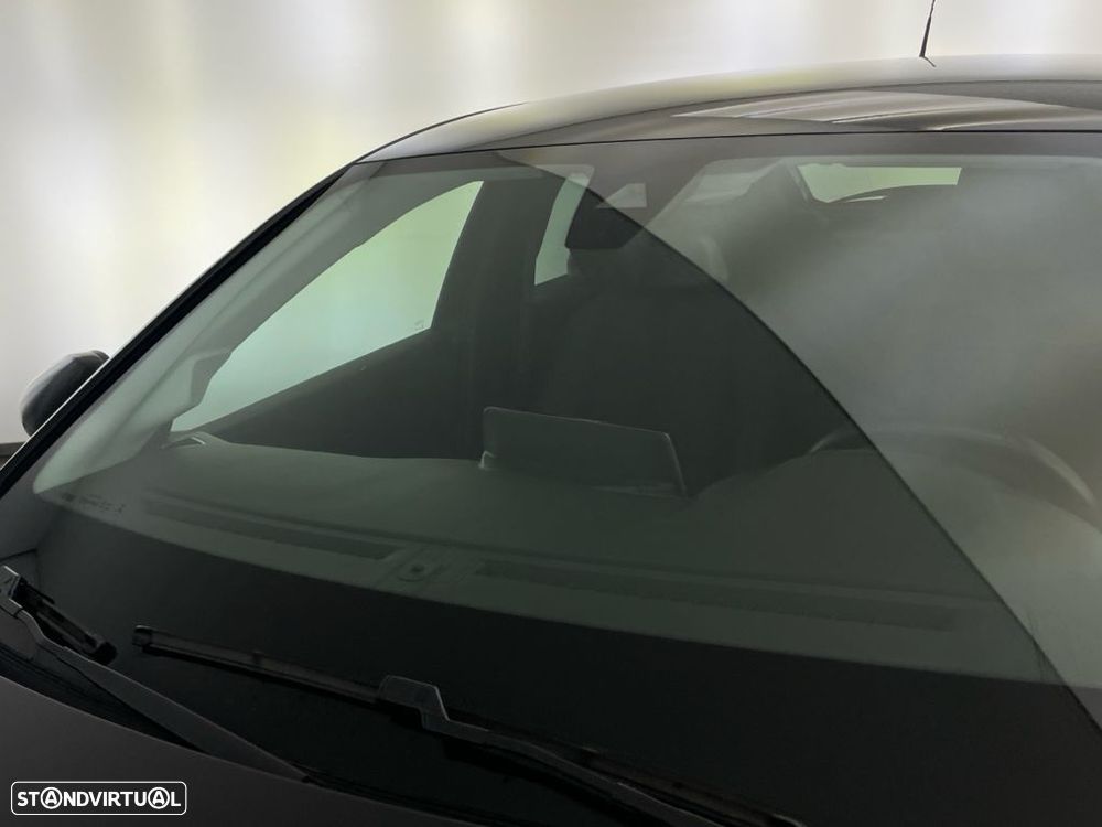 Peugeot 208 1.2 PureTech Active - 19