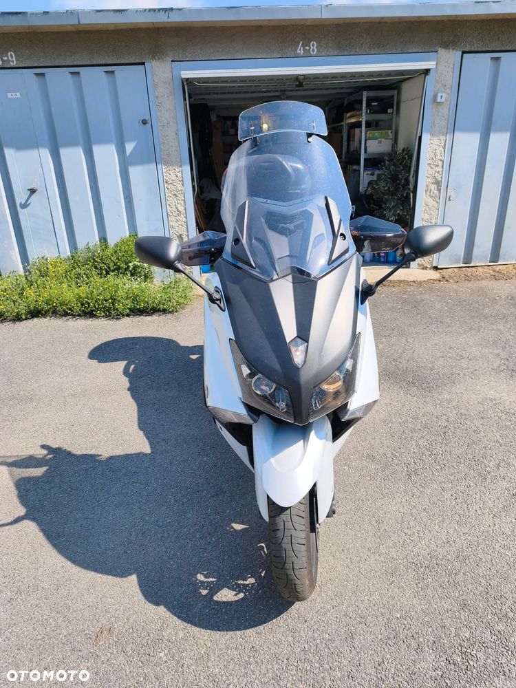 Yamaha Tmax - 2