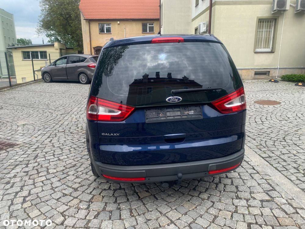 Ford Galaxy - 13