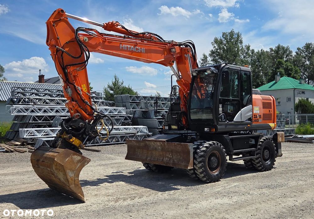 Hitachi Zaxis 140 W - 1