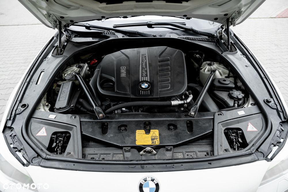 BMW Seria 5 535d xDrive Sport-Aut - 41