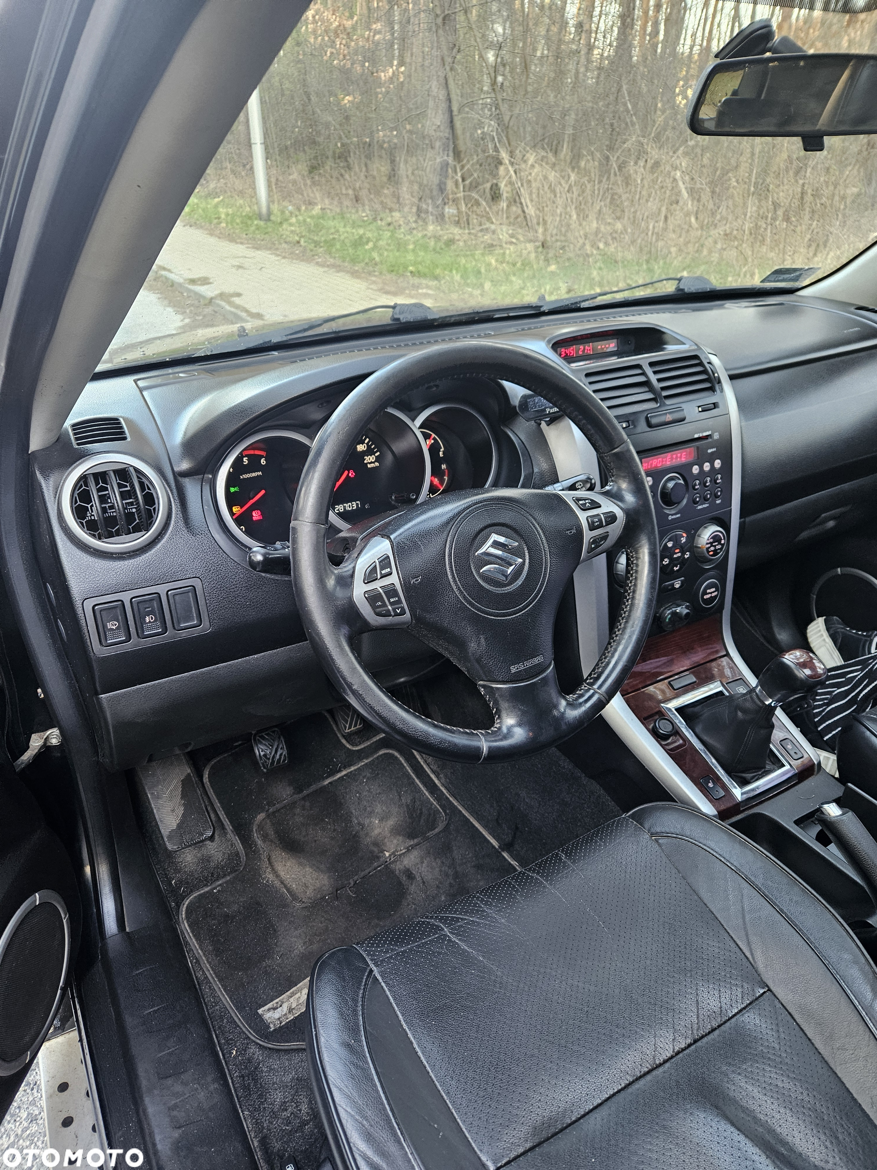 Suzuki Grand Vitara 1.9 DDiS - 6