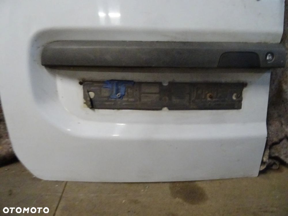 DACIA DOKKER DRZWI LEWE TYL SKRZYDLO DV369 BIALE LAMPA ZAMEK BLEDA OSWIETLENIA CZESCI ROZNE PYTAC - 4
