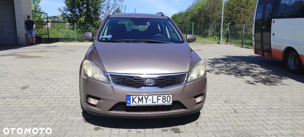 Kia Ceed 1.6 Comfort - 21