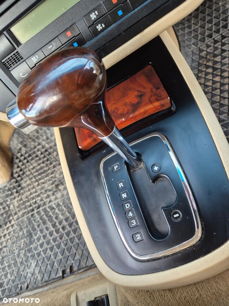 Volkswagen Sharan 1.9 TDI Automatik Highline - 22