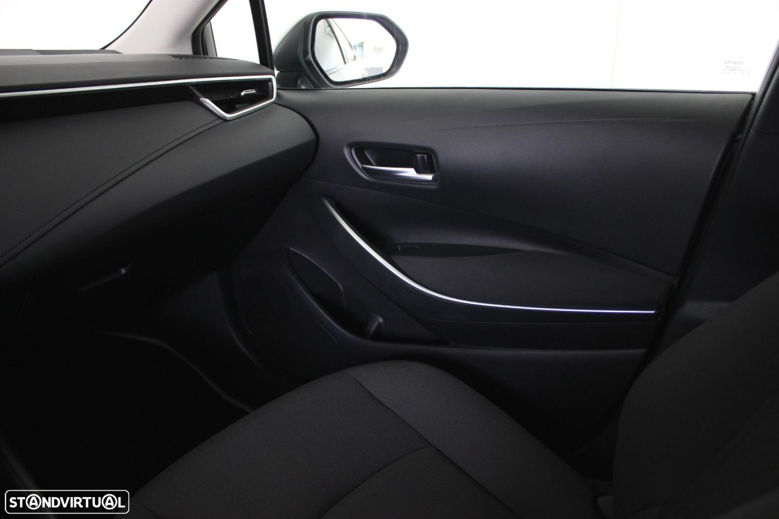 Toyota Corolla SD 1.8 Hybrid Exclusive - 35