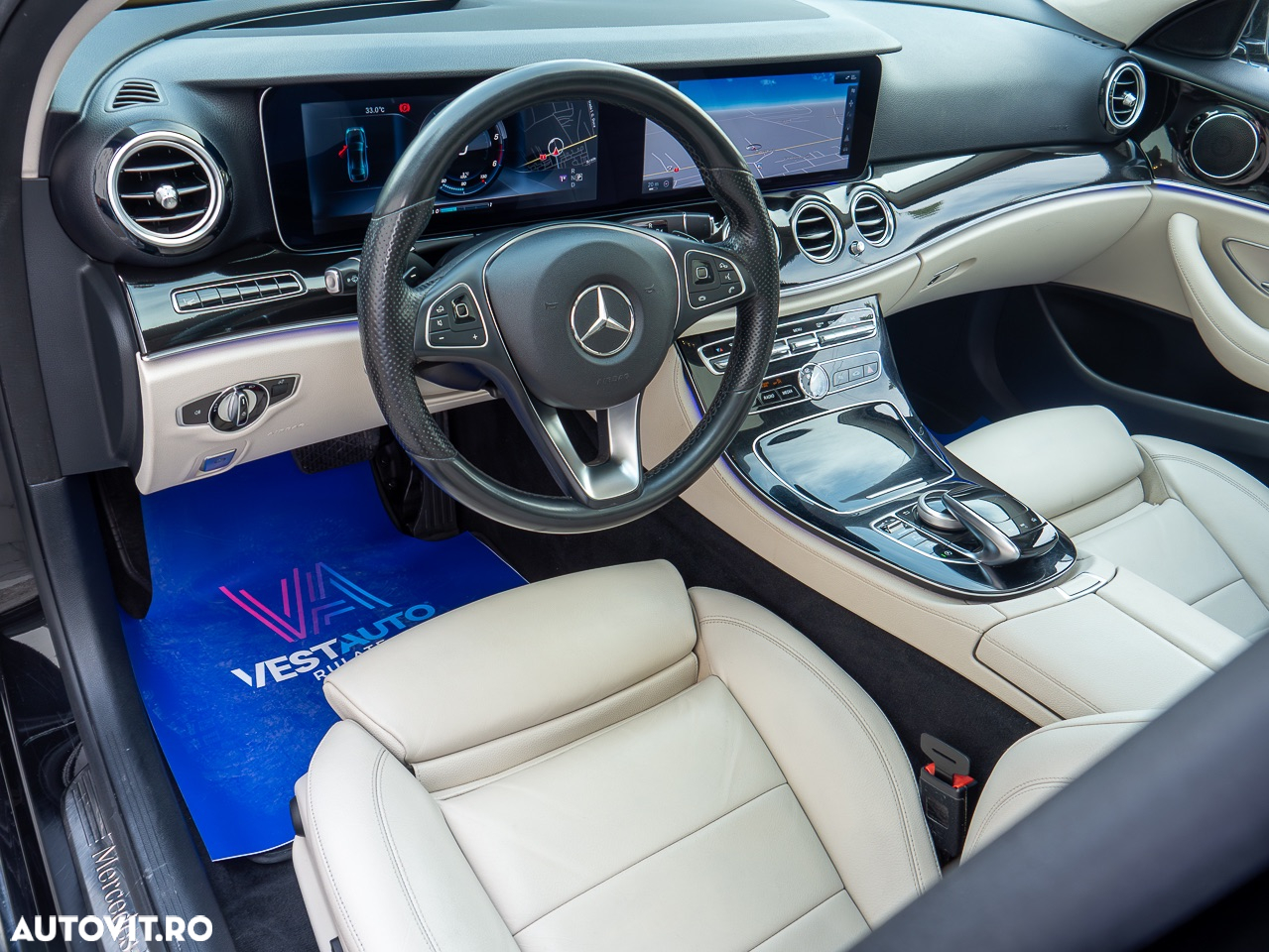 Mercedes-Benz E 220 d 9G-TRONIC Exclusive - 4
