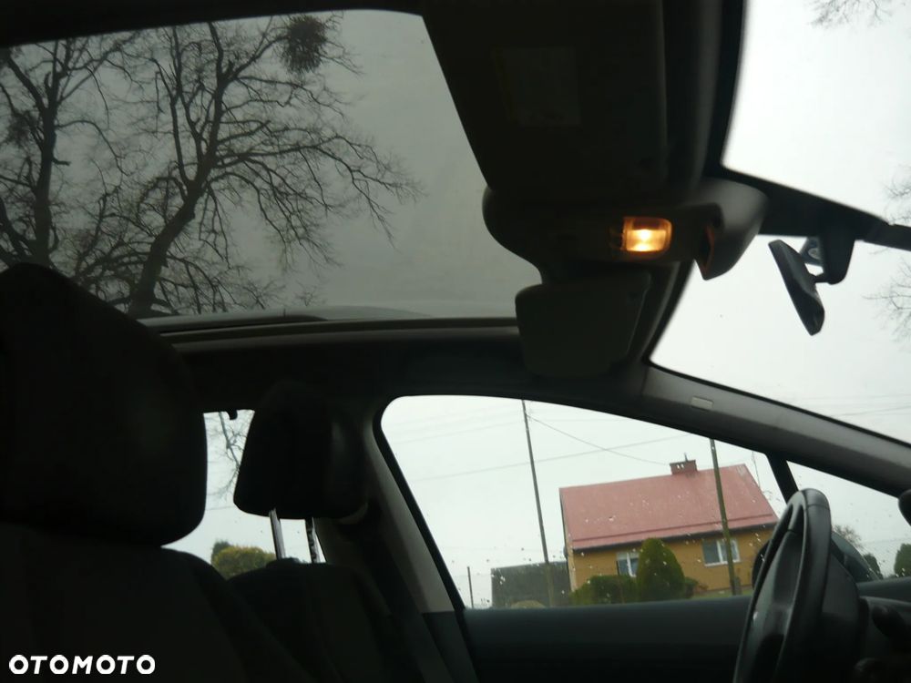 Peugeot 308 1.6 HDi Premium - 5