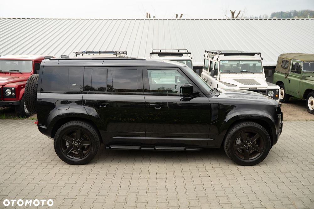 Land Rover Defender - 10