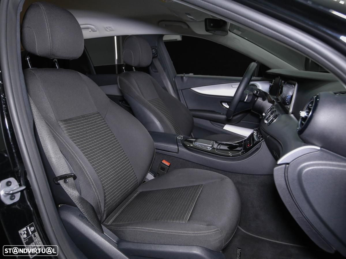 Mercedes-Benz E 300 de 4Matic T 9G-TRONIC Avantgarde - 9